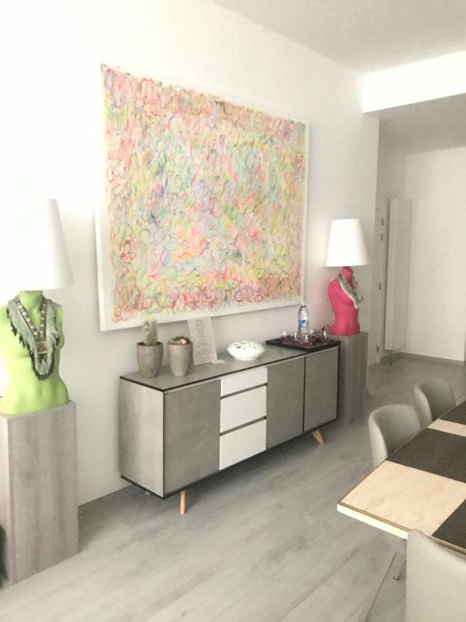 Studio de Styliste Saint-Gilles Exterior foto